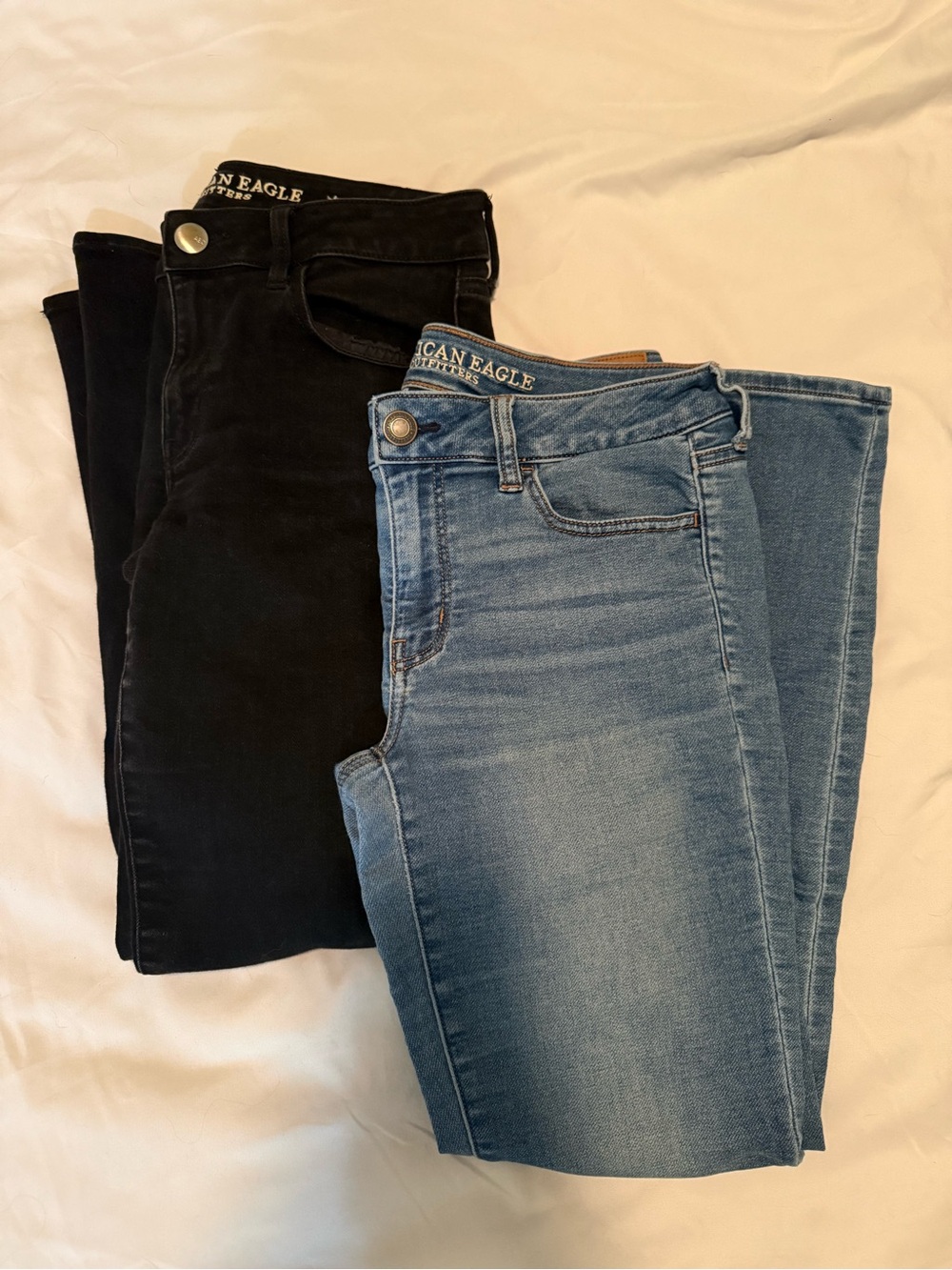 American Eagle Super Stretch Jeans – Bundle of 2 (Size 8)